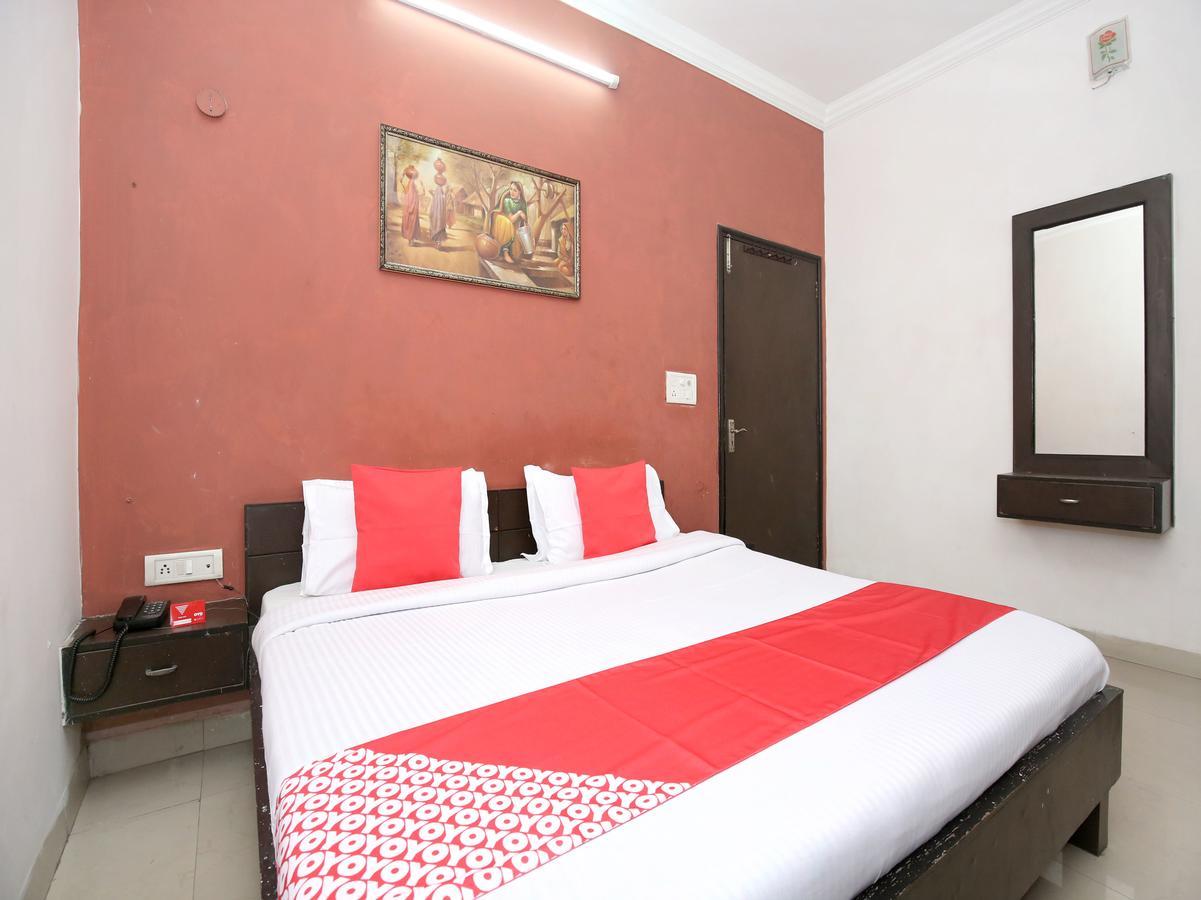 Oyo 12972 Hotel Krishna Castle Αμριτσάρ Εξωτερικό φωτογραφία